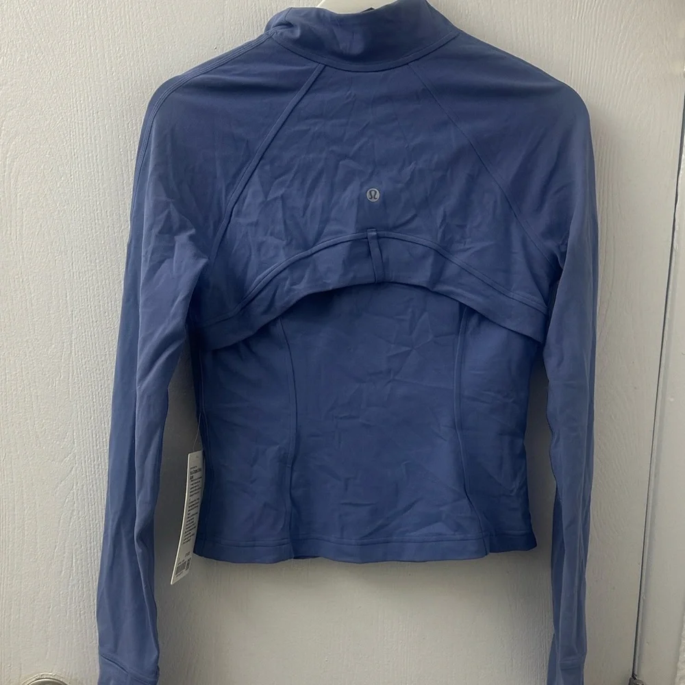 lululemon NWT Nulu Cropped Define Jacket in Water Drop - Picture 5 of 5